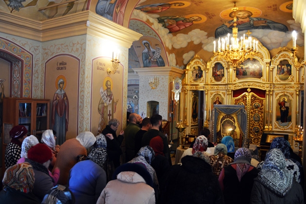 В село Хирино прибыл крестный ход с Табынской иконой Божией Матери. Фото: Денис Шмелёв
