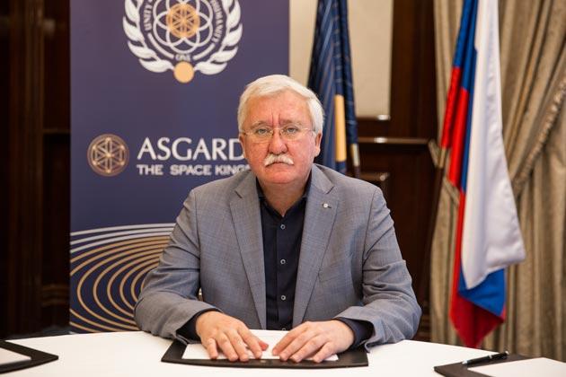 Глава первого космического государства Асгардия Игорь Ашурбейли на пресс-конференции в Москве Глава первого космического государства Асгардия Игорь Ашурбейли на пресс-конференции в Москве