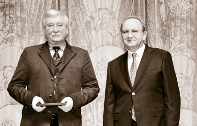 И. Р. Ашурбейли в Белом доме с лауреатами премии Правительства России. 23 декабря 2010 года