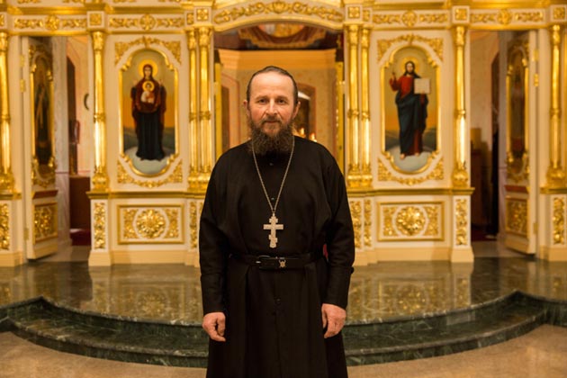 Отец Виктор, настоятель храма в честь Усекновения Честной главы Иоанна Предтечи