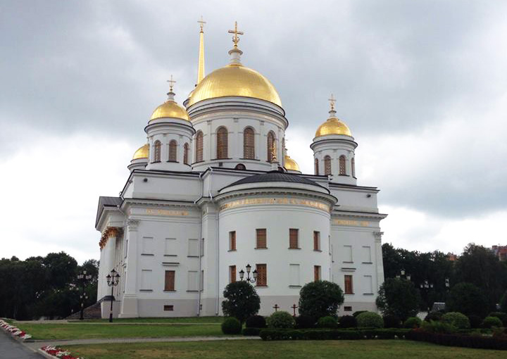 Ново-Тихвинский женский монастырь Екатеринбурга и его главный храм – собор Александра Невского