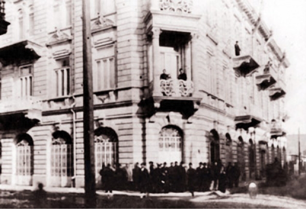 Один из многочисленных особняков Ашурбековых в Баку