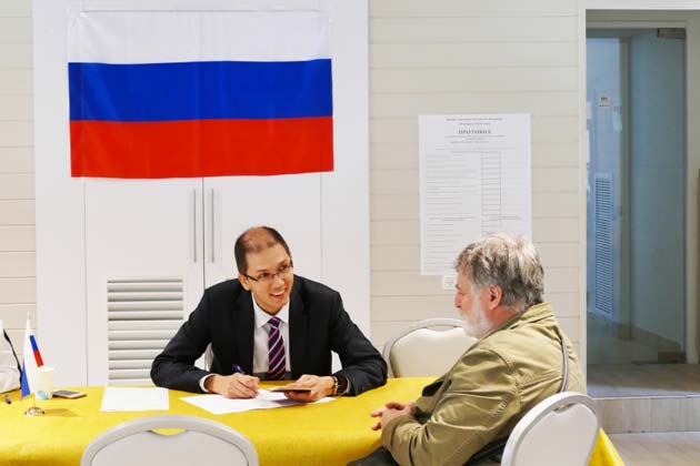 Выборы Президента России на участке в Сергиевском подворье Иерусалима