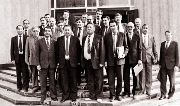 Члены президиума Союза объединенных кооперативов СССР. И. Р. Ашурбейли (в верхнем ряду)