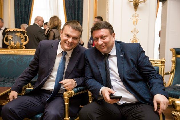 Денис Шмелёв и Олег Лавричев на празднике в «Социуме»