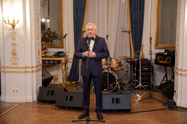 Игорь Ашурбейли на праздничном новогоднем вечере руководителей «Социума»