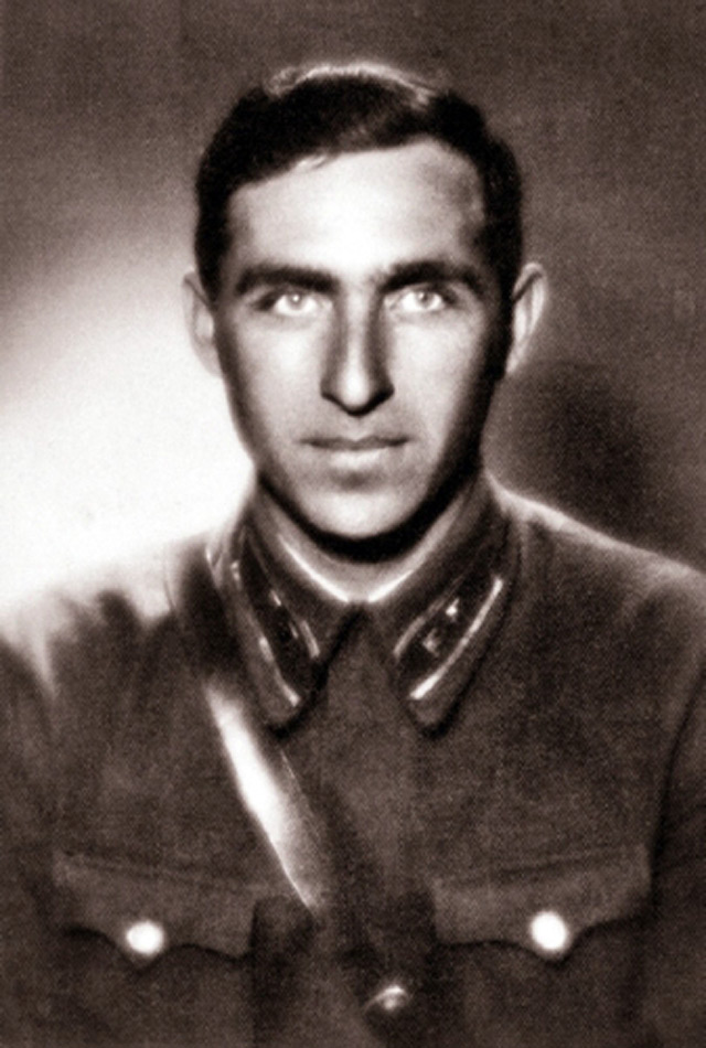 Лейтенант Красной Армии Фёдор Григорьевич Резанов, погиб в 1941 году