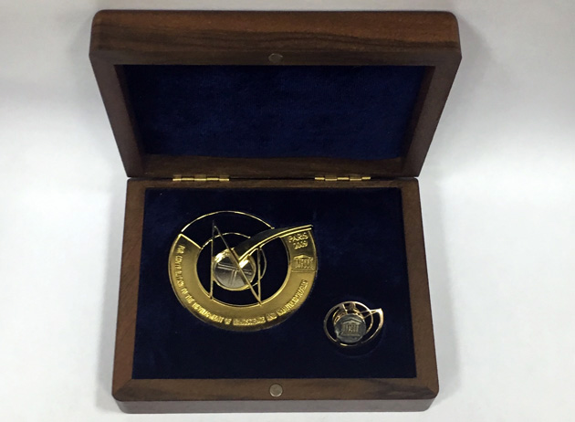Золотая медаль ЮНЕСКО «За вклад в развитие нанонауки и нанотехнологий»