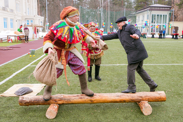 Бой мешками