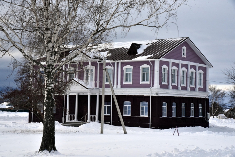 Общественный центр в селе Хирино